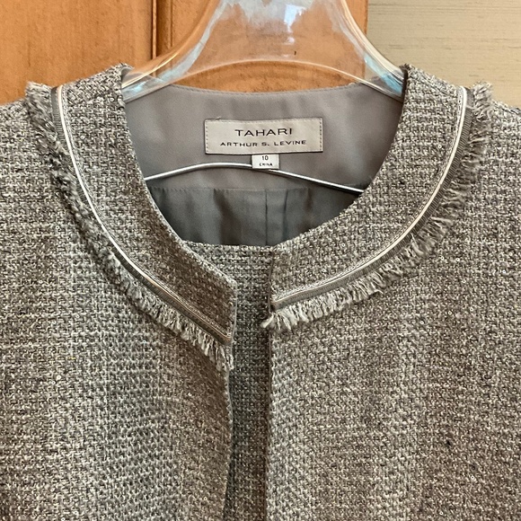 Tahari Gray and Silver Tweed Skirt Set - Picture 5 of 12